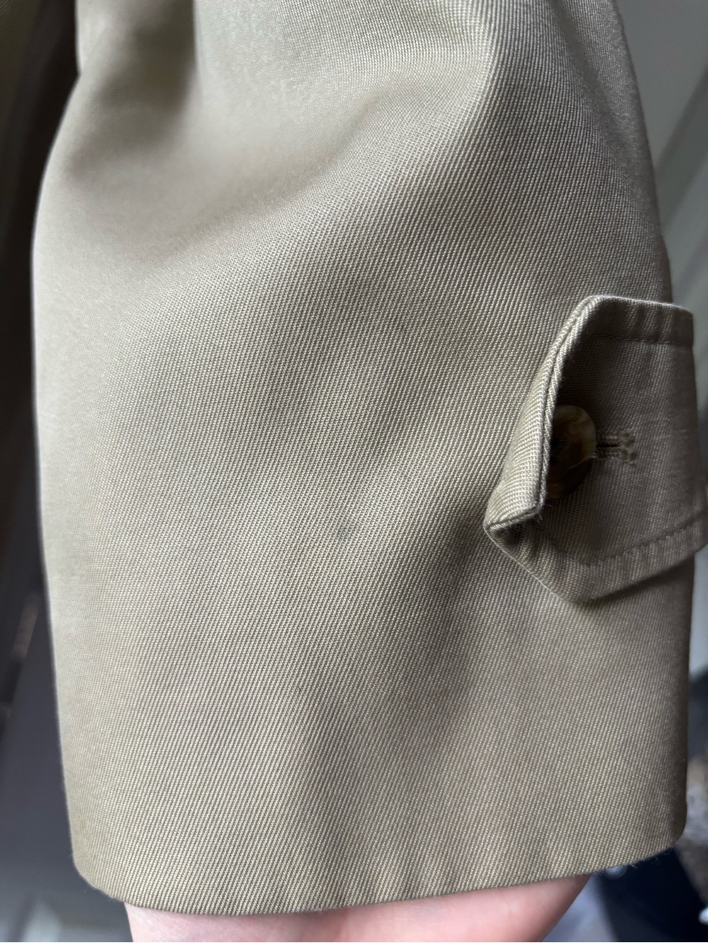 Burberry Men’s Trench Coat - Picture 6 of 8